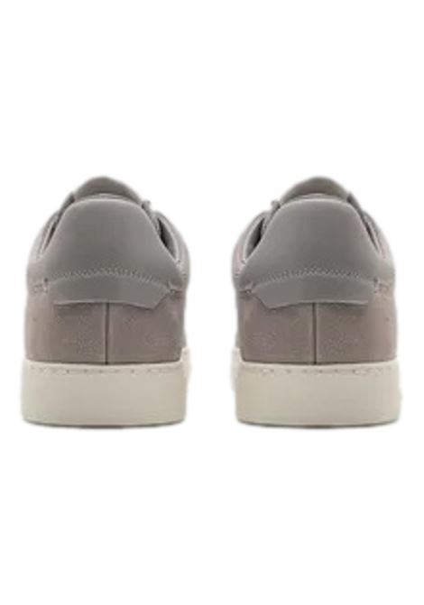 Sneakers con microfantasia EMPORIO ARMANI | Sneakers | X4X672 XR189S444